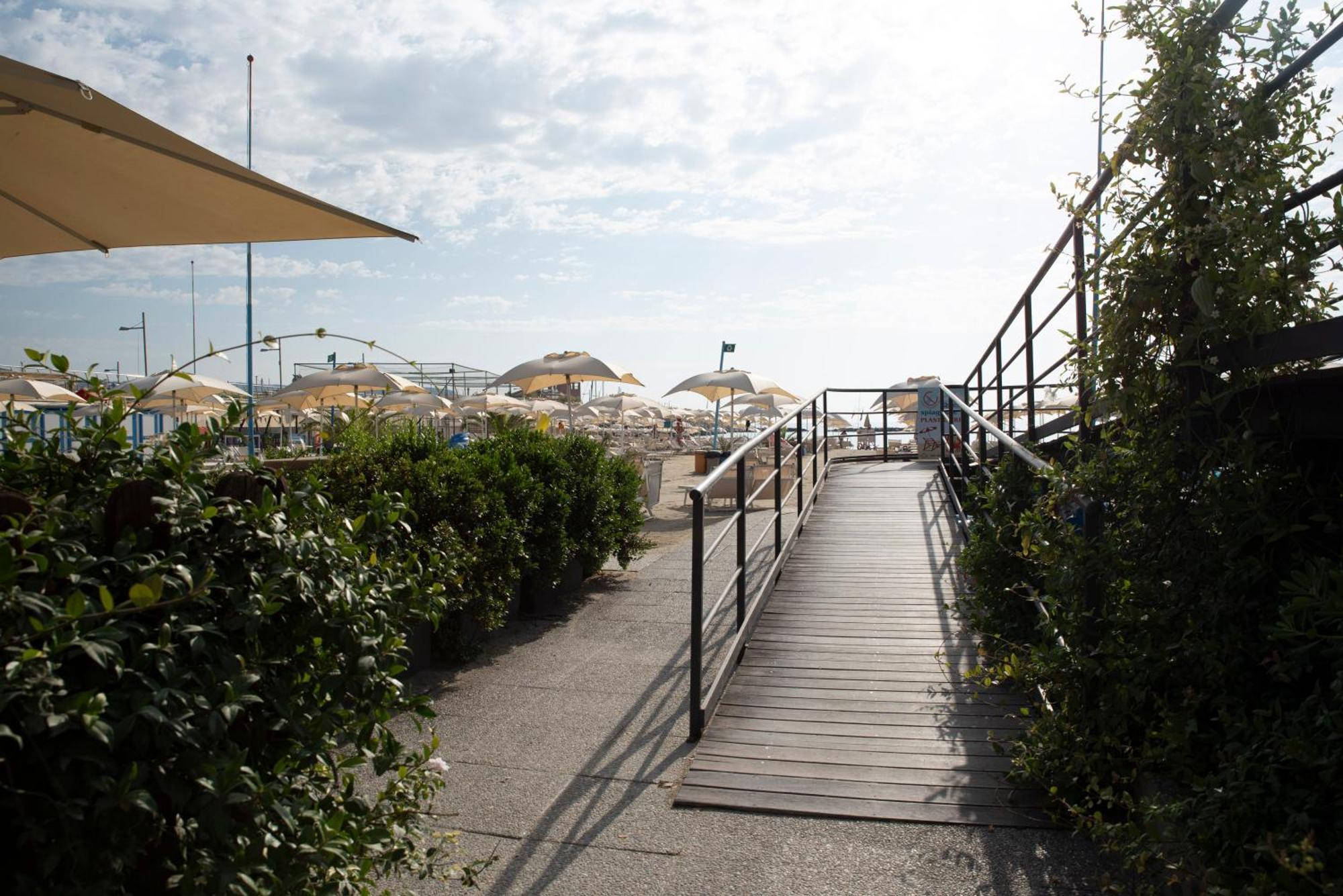 Hotel Garden Lido Loano Exteriér fotografie