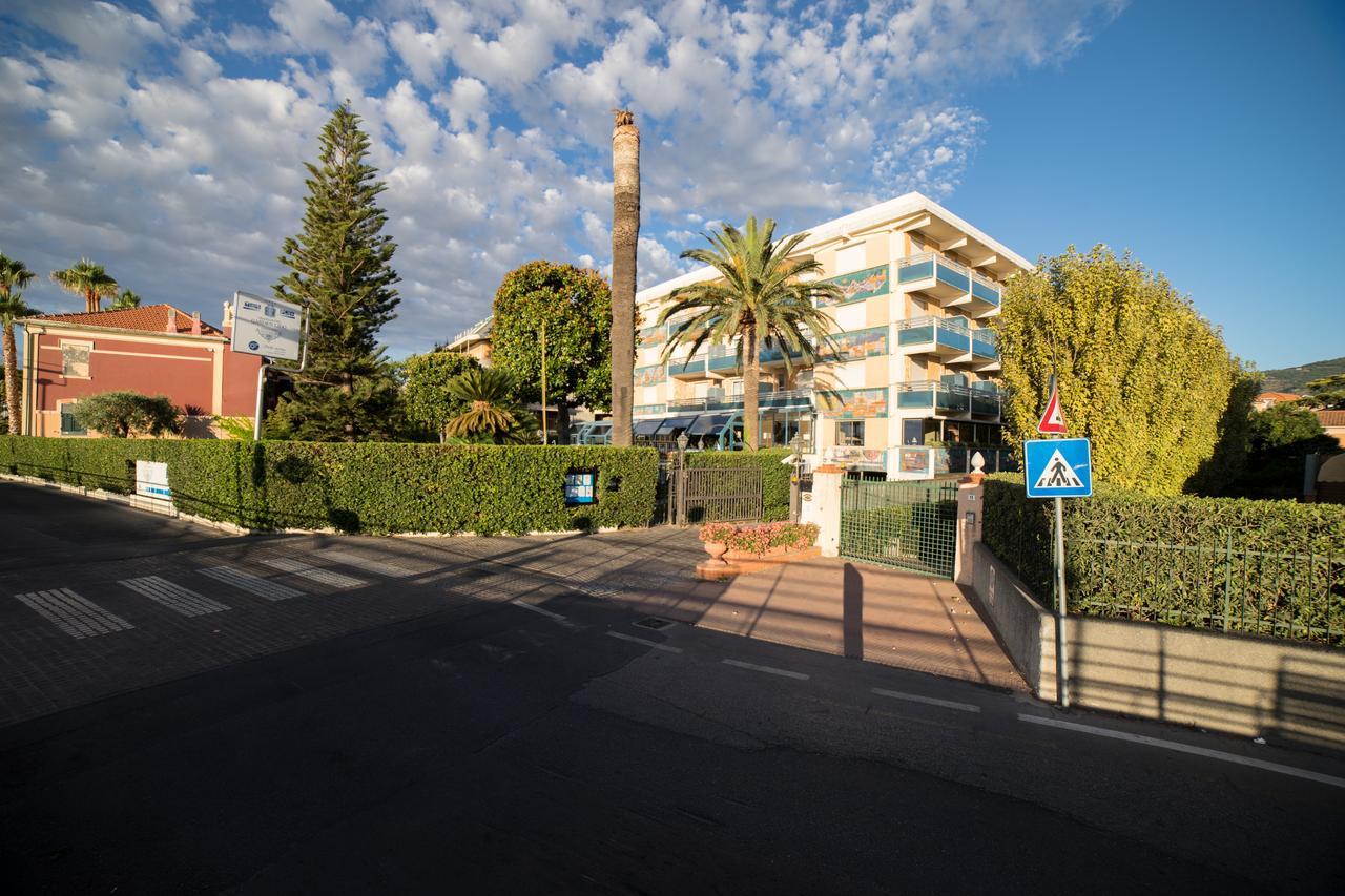 Hotel Garden Lido Loano Exteriér fotografie