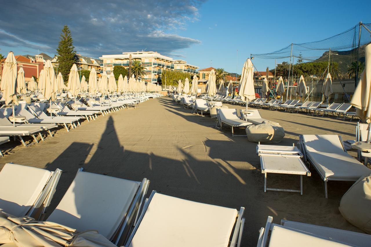 Hotel Garden Lido Loano Exteriér fotografie